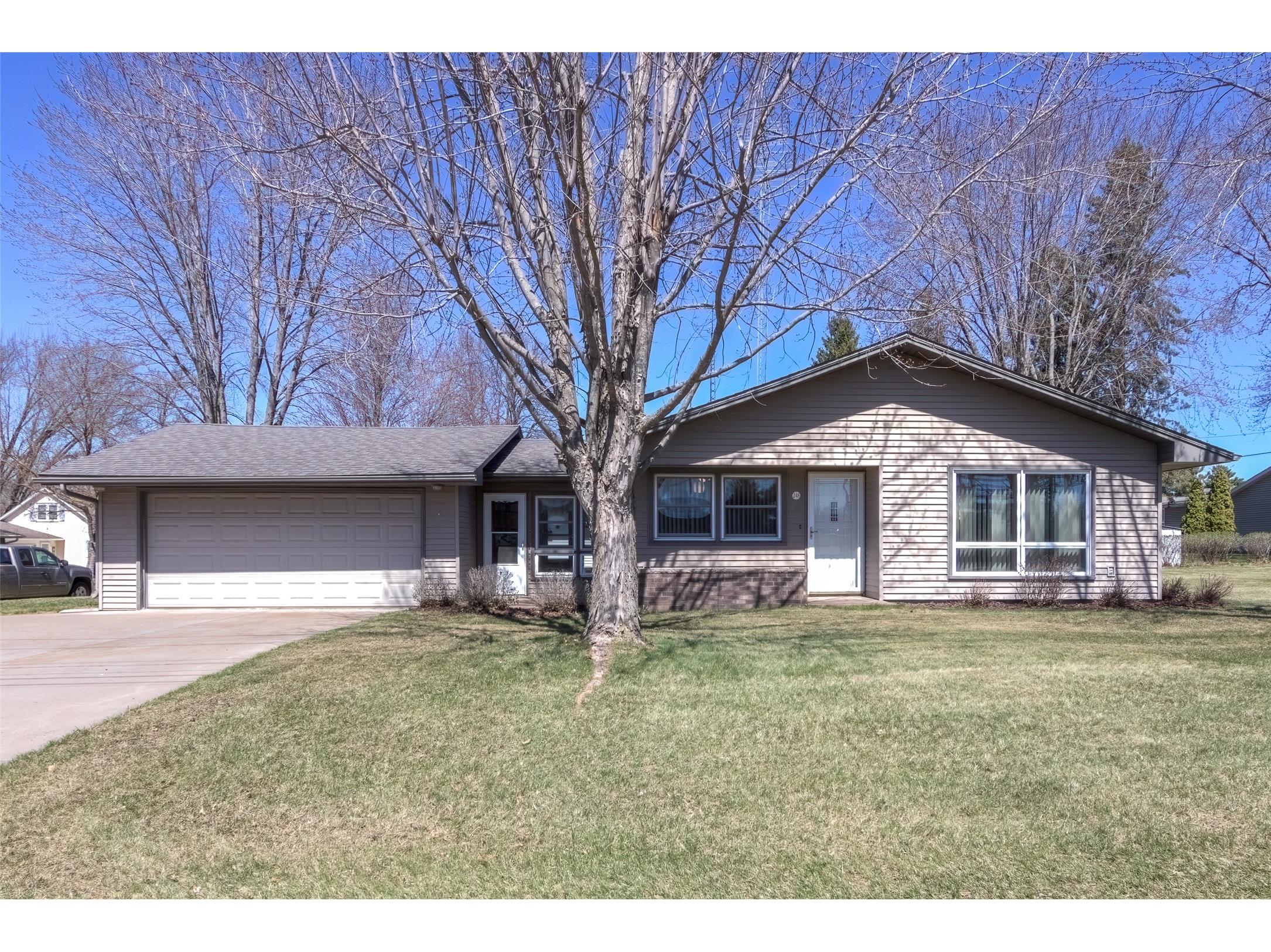 248 E Mills Street Cadott WI 54727 1600147 image1