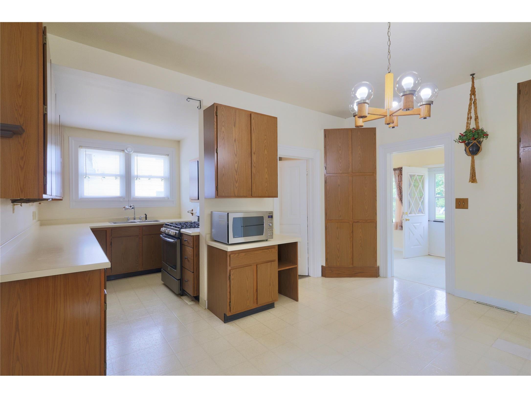 248 E Washington Avenue Fall Creek WI 54742 1602011 image15