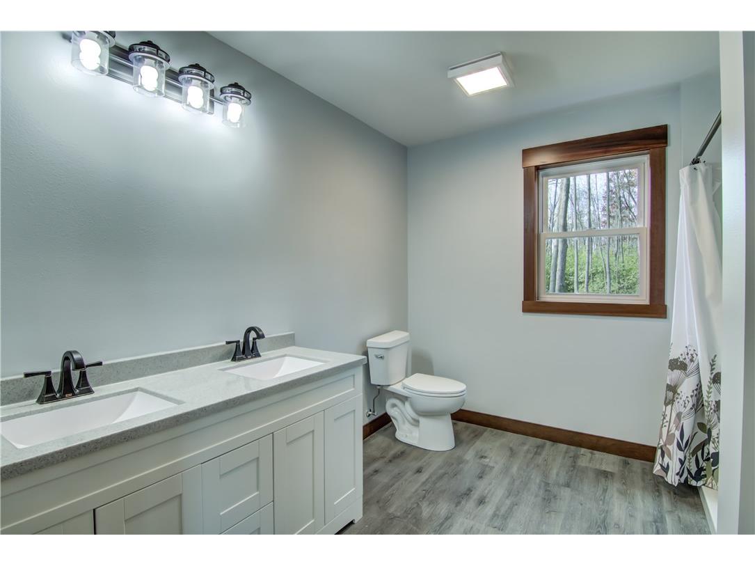 24888 65th Avenue Cadott WI 54727 1596876 image23