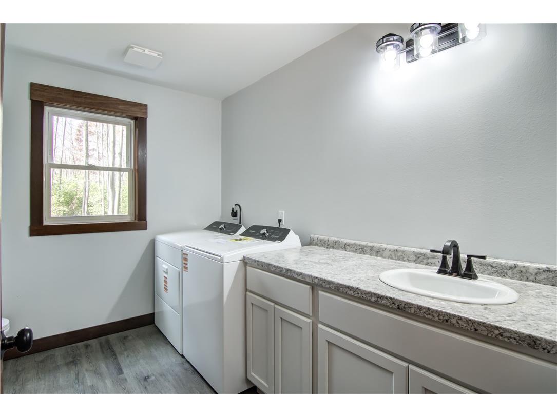 24888 65th Avenue Cadott WI 54727 1596876 image32