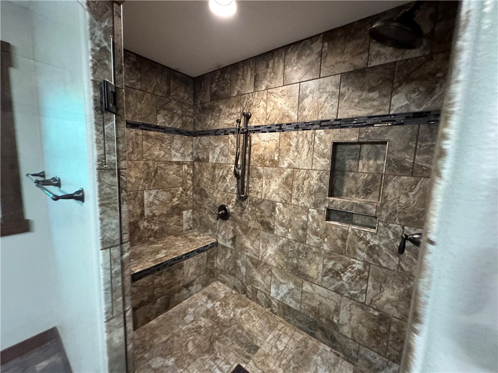 24926 65th Avenue Cadott WI 54727 1591359 image21