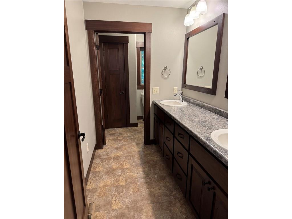 24926 65th Avenue Cadott WI 54727 1591359 image32