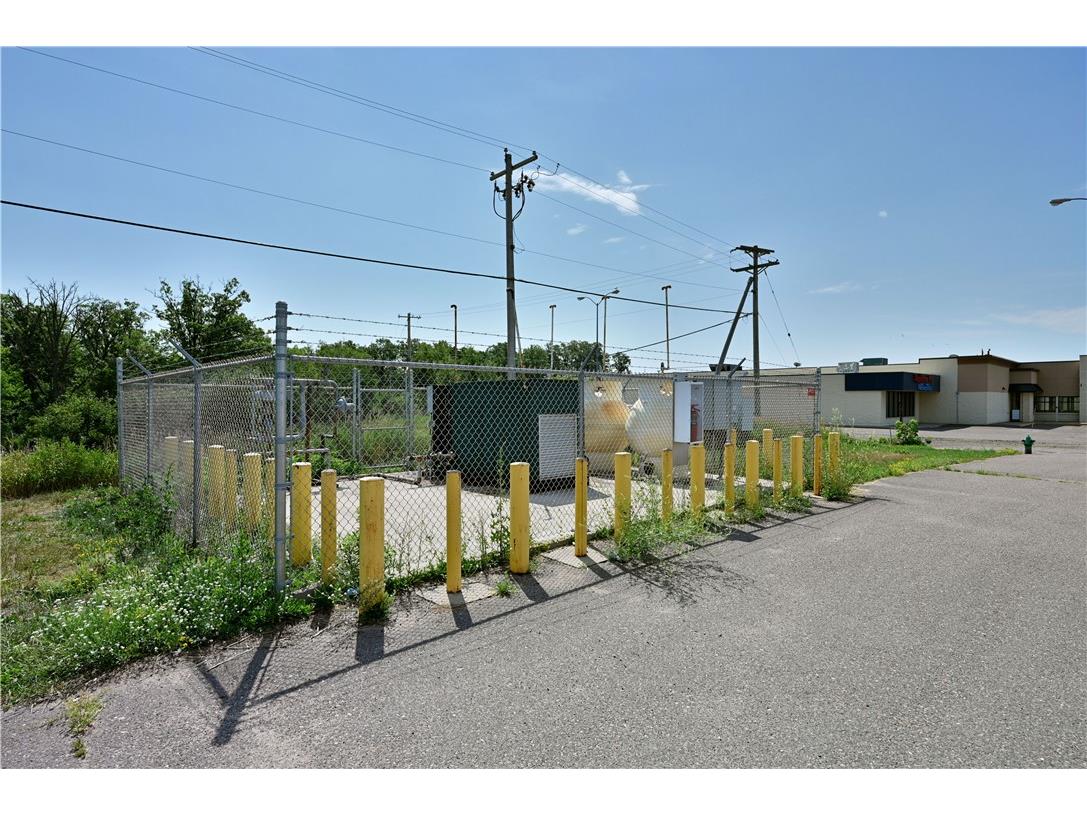 2501 S Main Street Rice Lake WI 54868 1598300 image34
