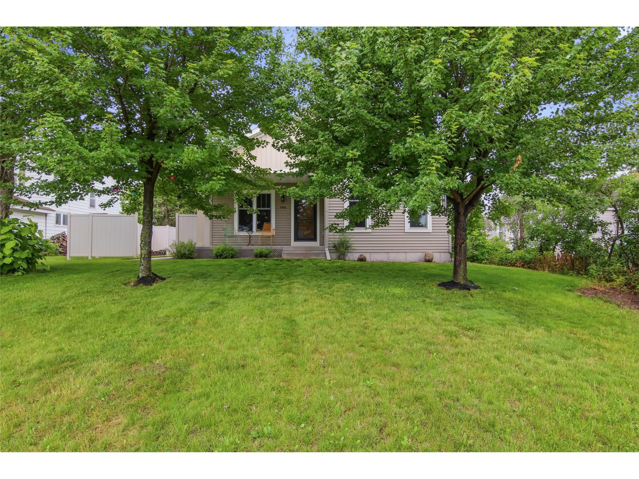 2508 State Street Eau Claire WI 54701 1602392 image29