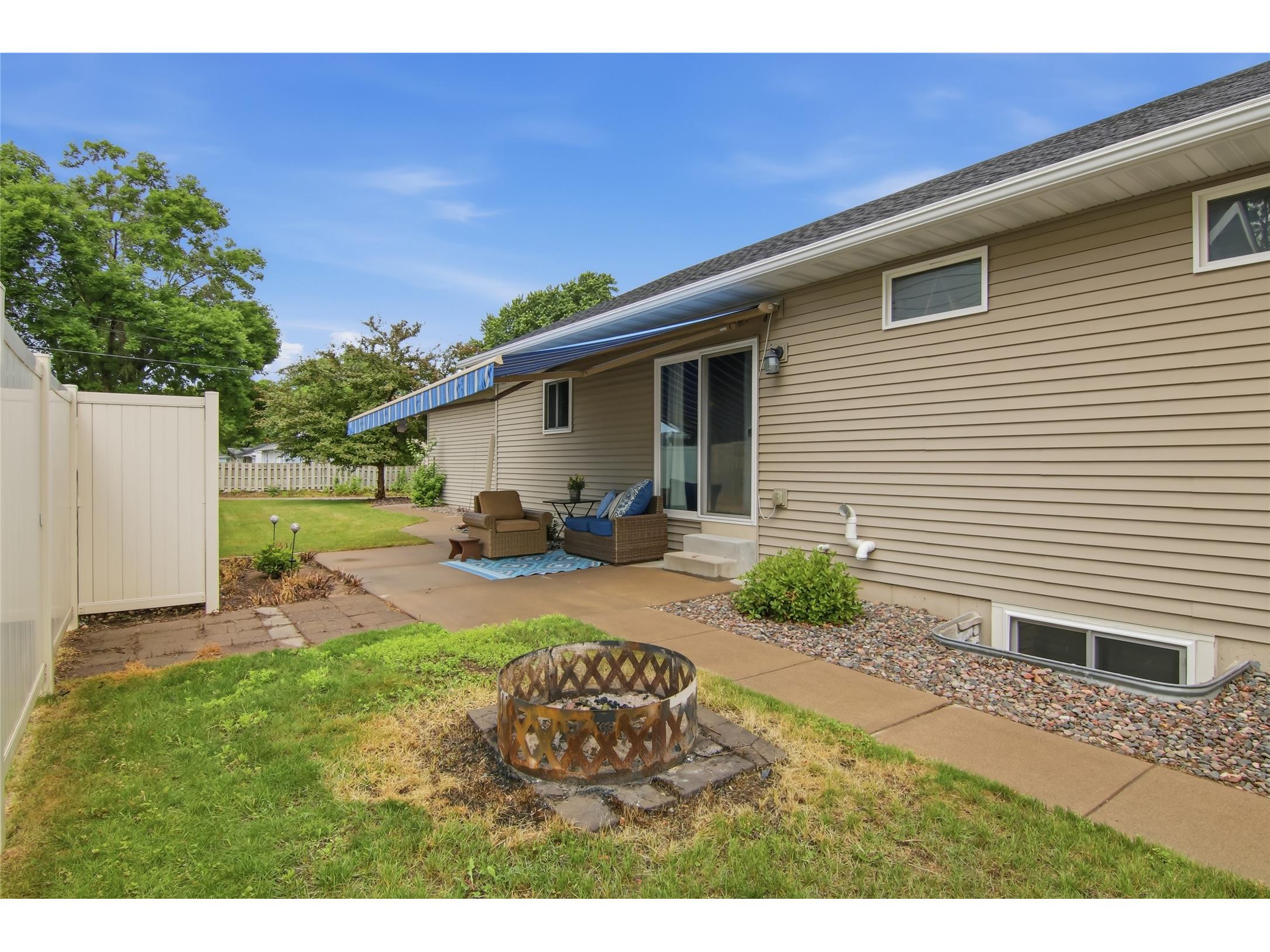 2508 State Street Eau Claire WI 54701 1602392 image3