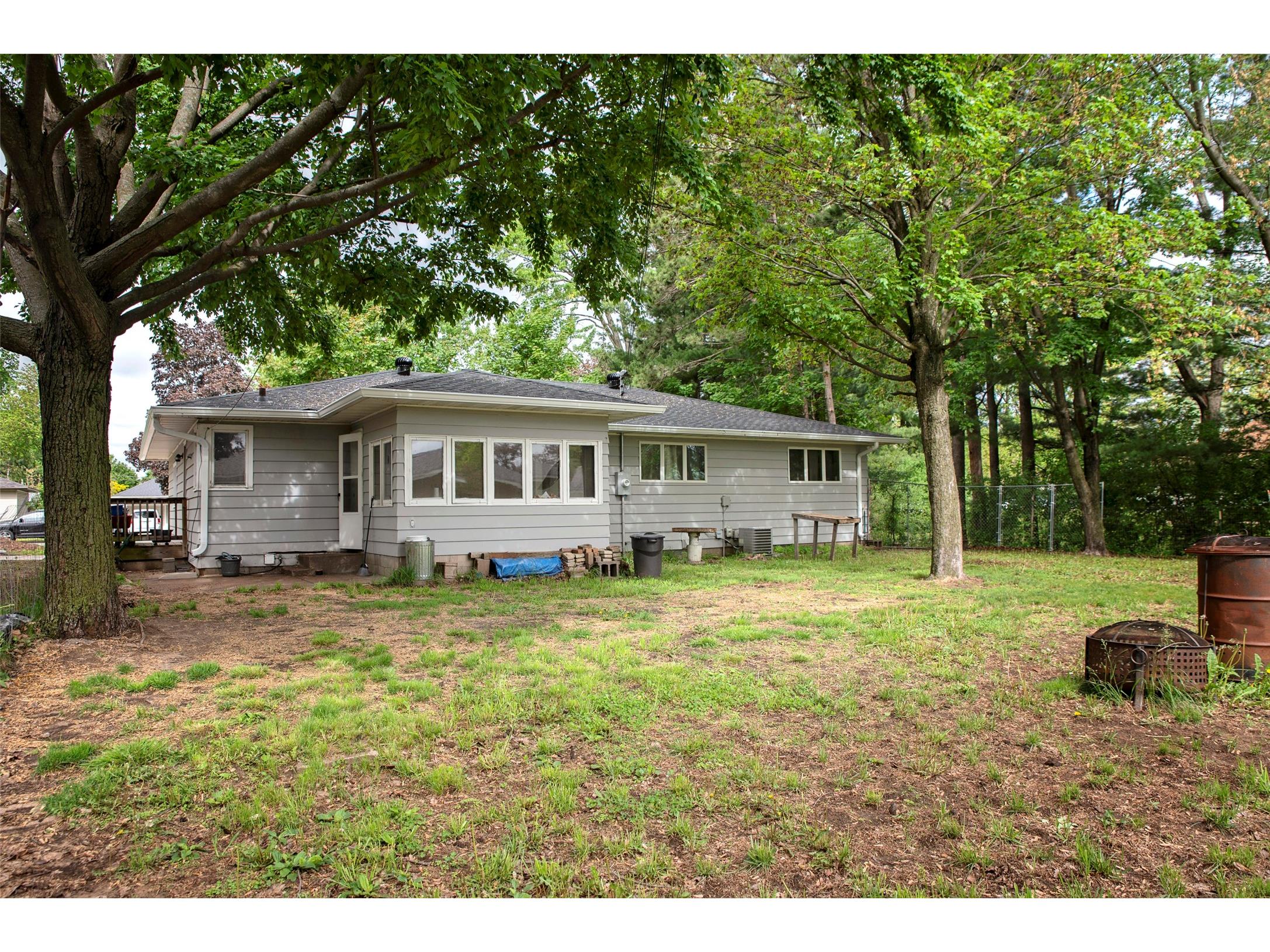 2509 Blakeley Avenue Eau Claire WI 54701 1601534 image25