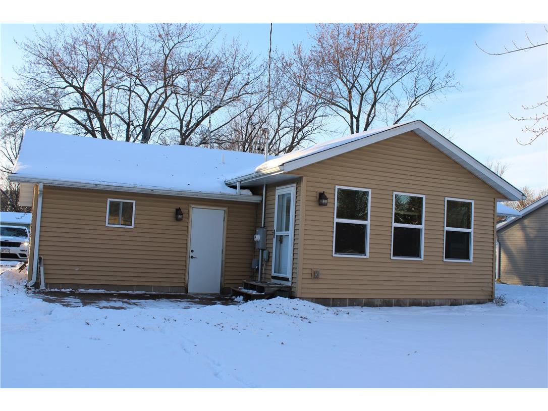 2517 Blakeley Avenue Eau Claire WI 54701 1594449 image2