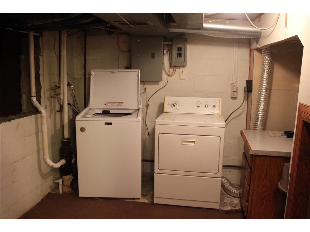 2517 Blakeley Avenue Eau Claire WI 54701 1594449 image24