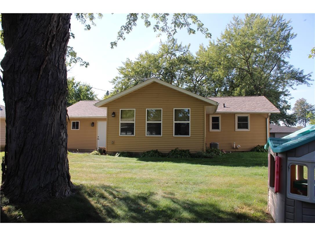 2517 Blakeley Avenue Eau Claire WI 54701 1594449 image28