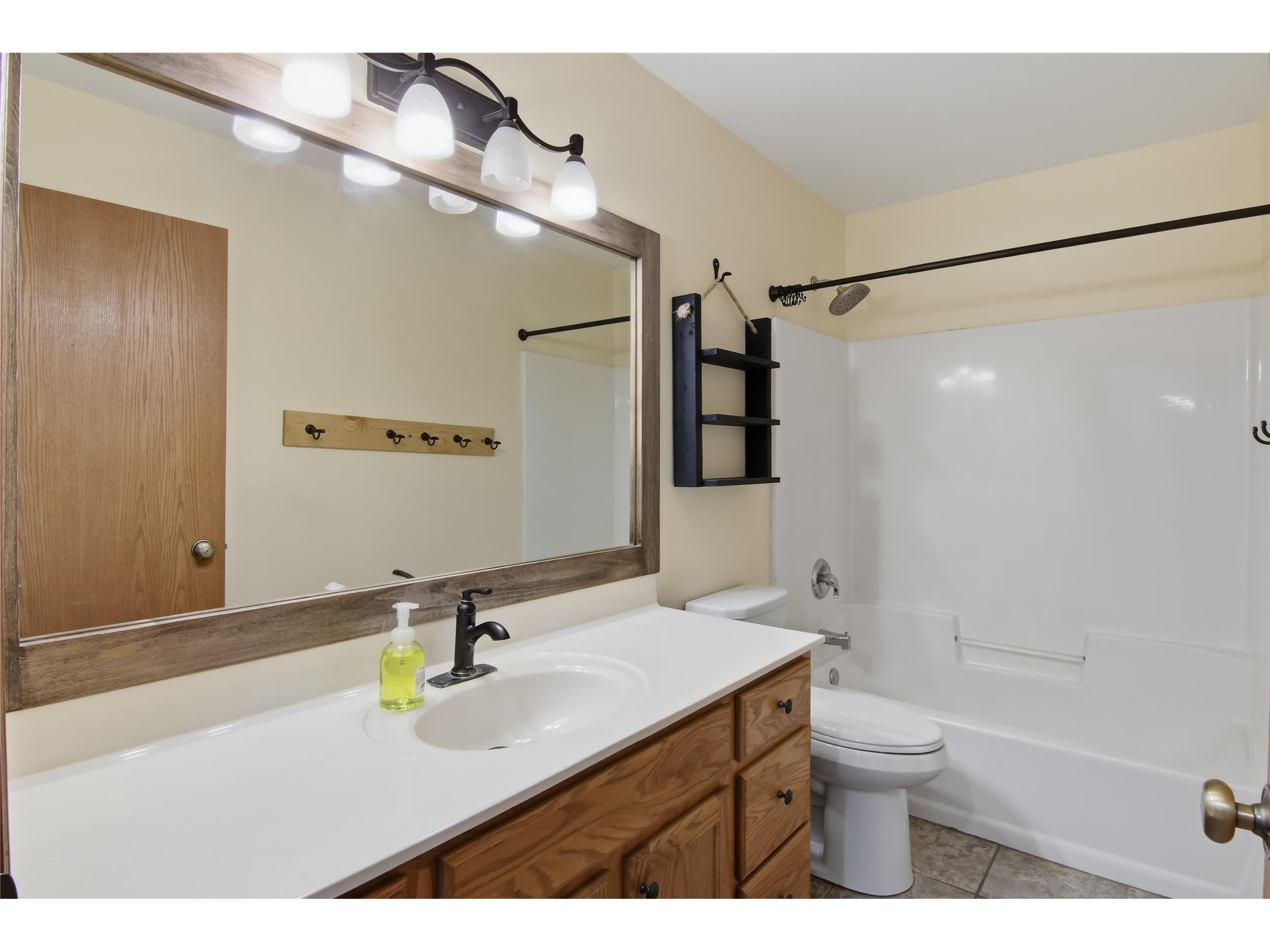 2518 Pine View Road Eau Claire WI 54703 1601539 image24