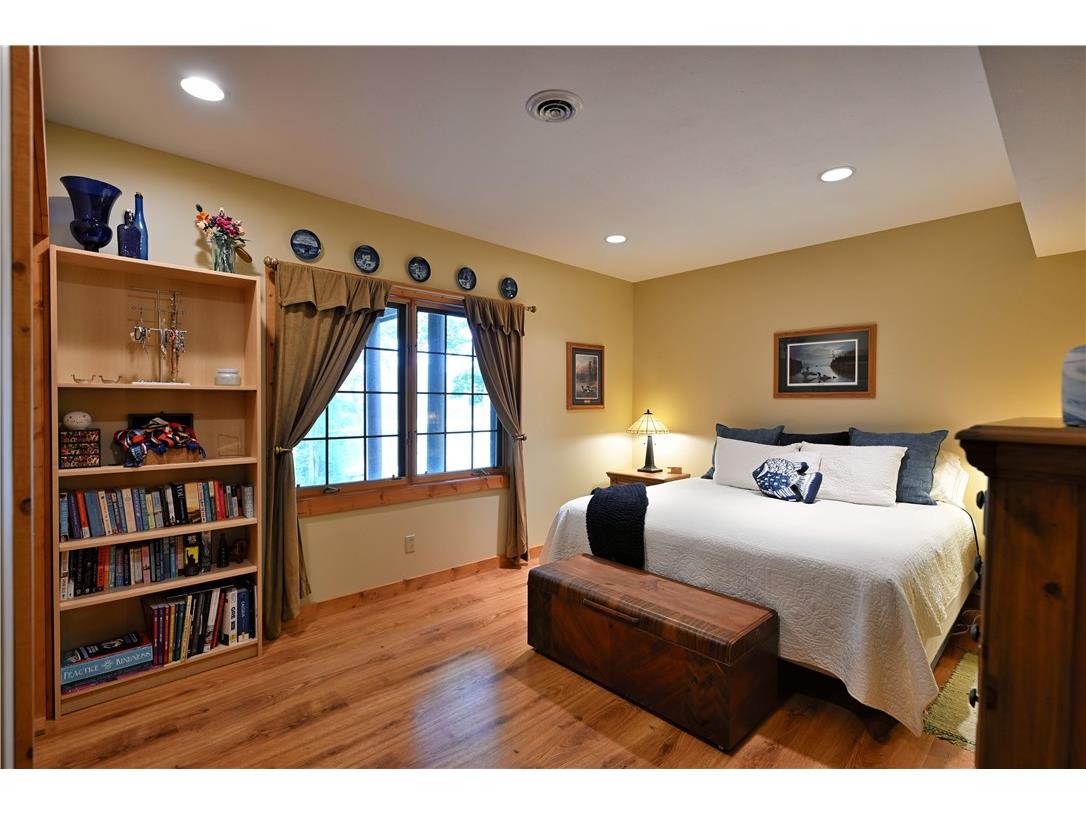 2520 28 1/8 Street Waldman Way Birchwood WI 54817 - Red Cedar 1594006 image40