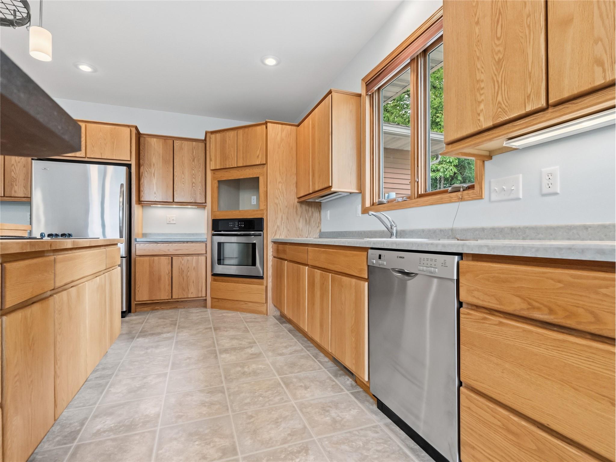 2524 4 5th Street Cumberland WI 54829 - Beaver Dam 1602288 image6