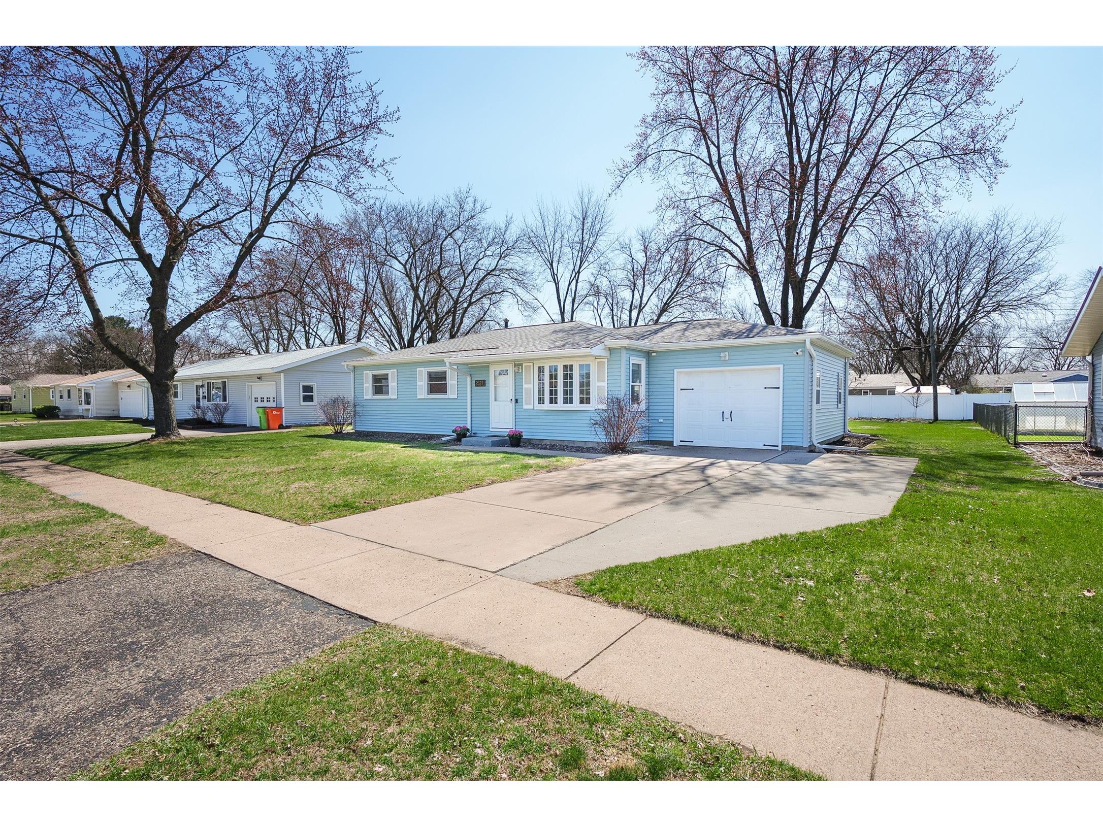 2527 Lynn Avenue Altoona WI 54720 1600024 image2
