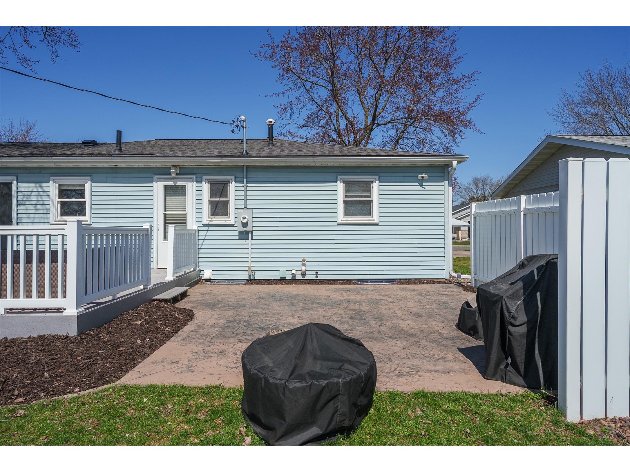 2527 Lynn Avenue Altoona WI 54720 1600024 image34