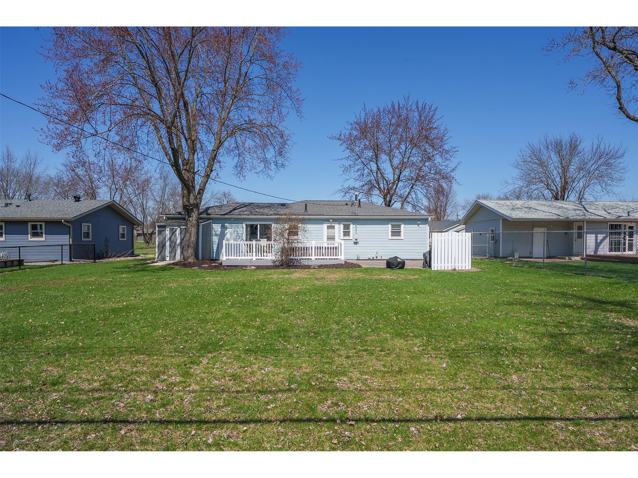 2527 Lynn Avenue Altoona WI 54720 1600024 image5