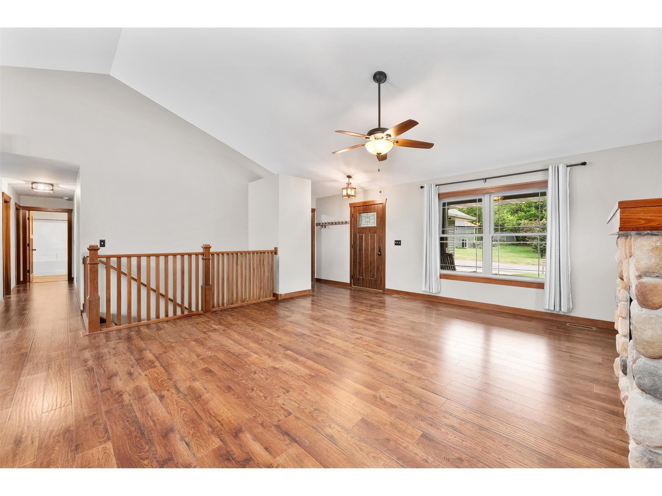 2544 Avery Lane Altoona WI 54720 1601546 image11
