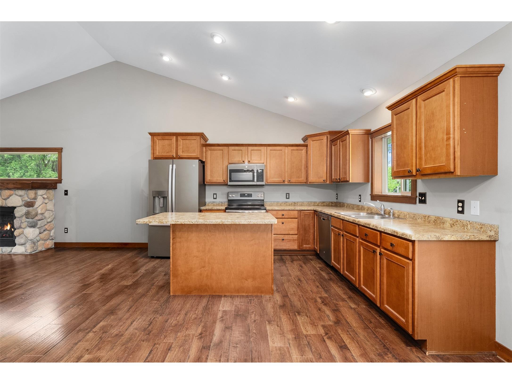 2544 Avery Lane Altoona WI 54720 1601546 image13