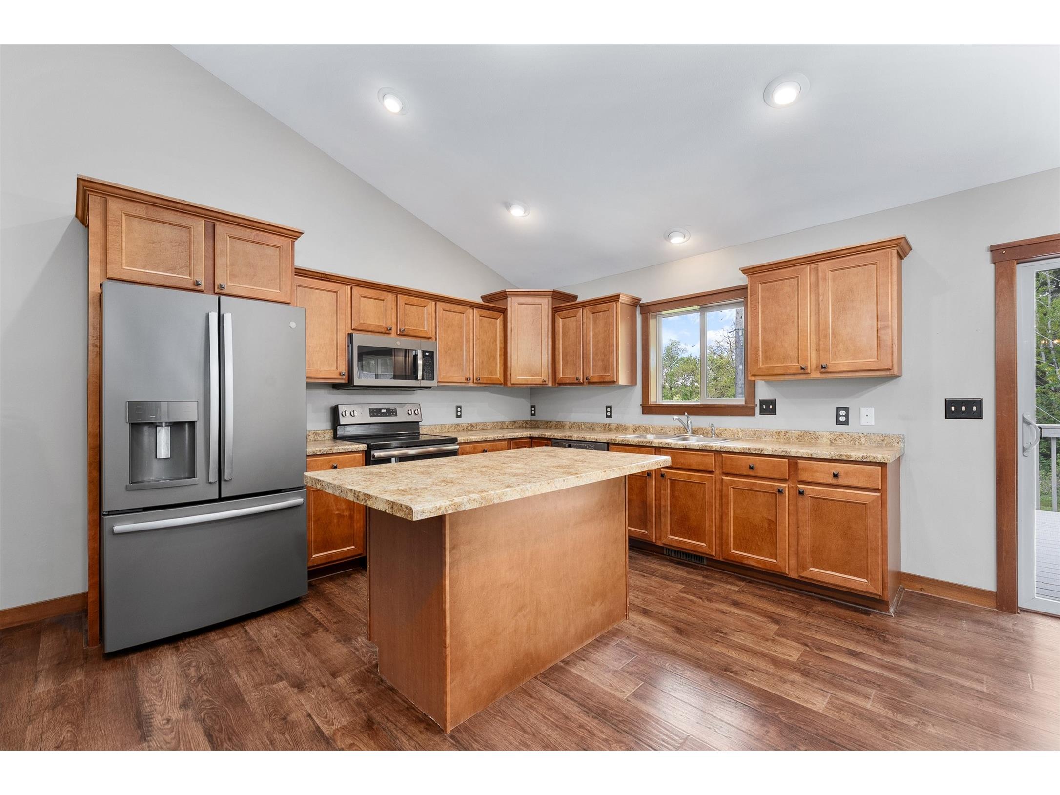 2544 Avery Lane Altoona WI 54720 1601546 image14