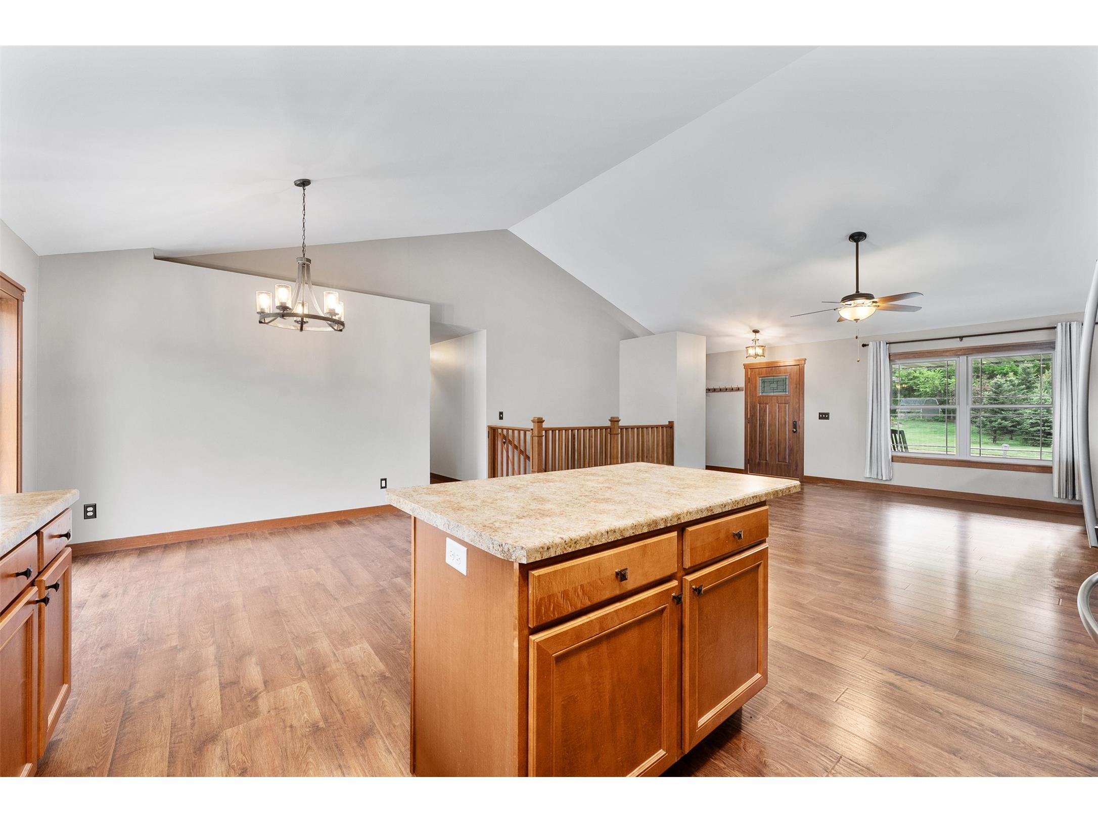 2544 Avery Lane Altoona WI 54720 1601546 image16