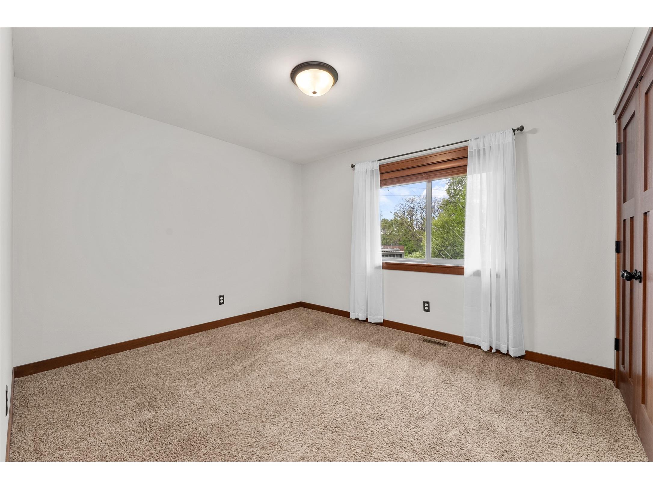 2544 Avery Lane Altoona WI 54720 1601546 image21