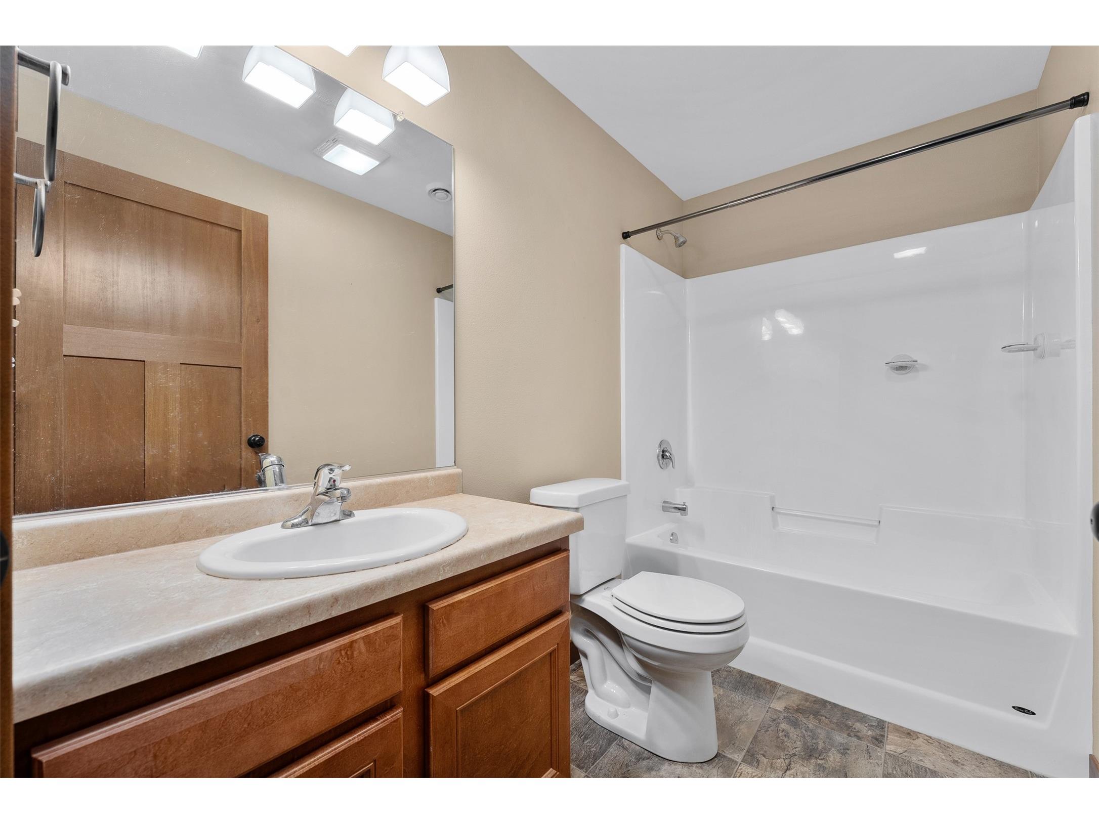 2544 Avery Lane Altoona WI 54720 1601546 image38