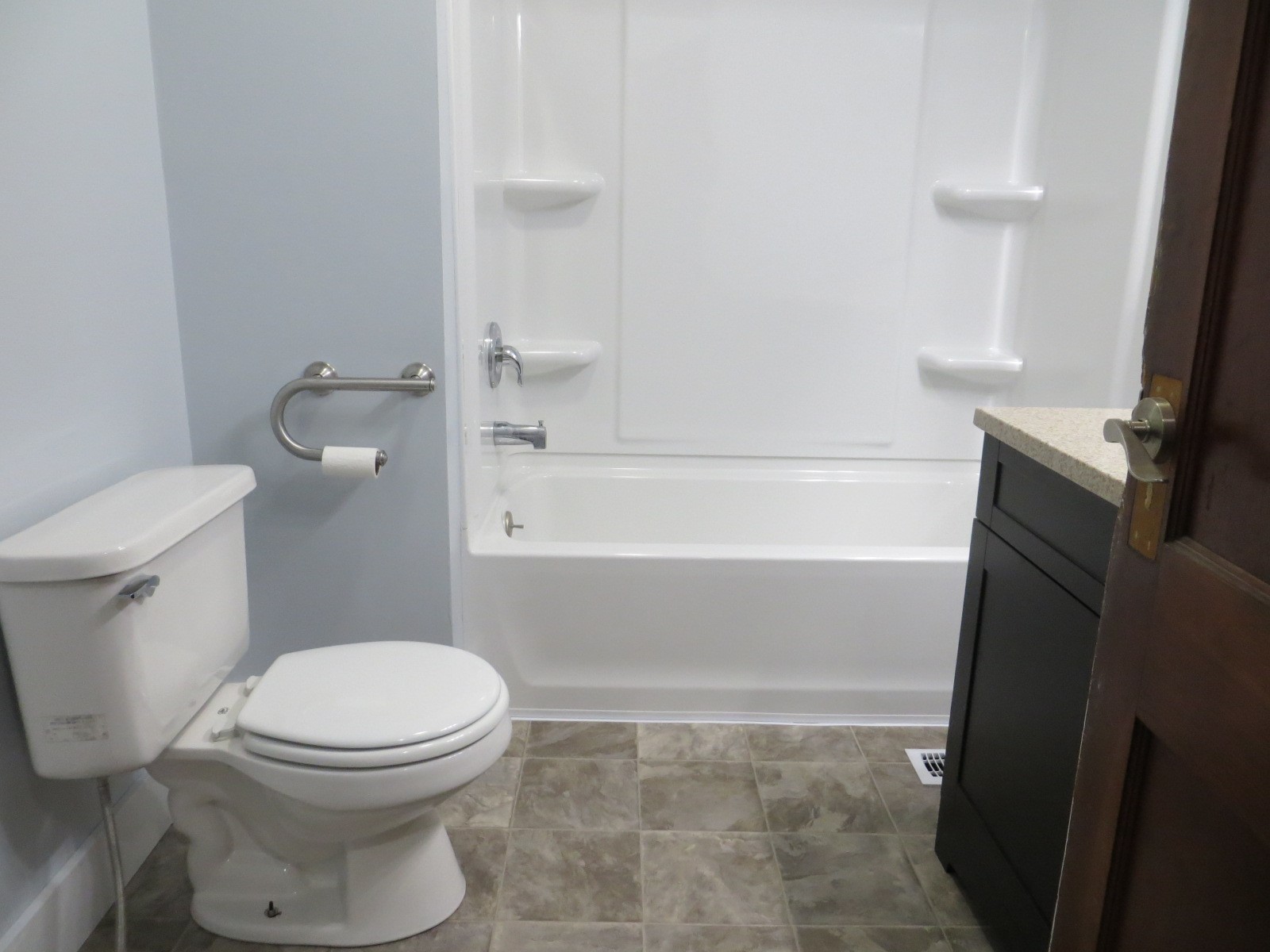 255 E 2nd Avenue Stanley WI 54768 1602078 image13