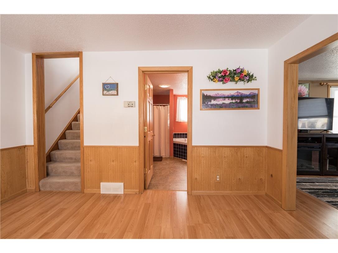 255 W Vine Street Mondovi WI 54755 1597994 image16