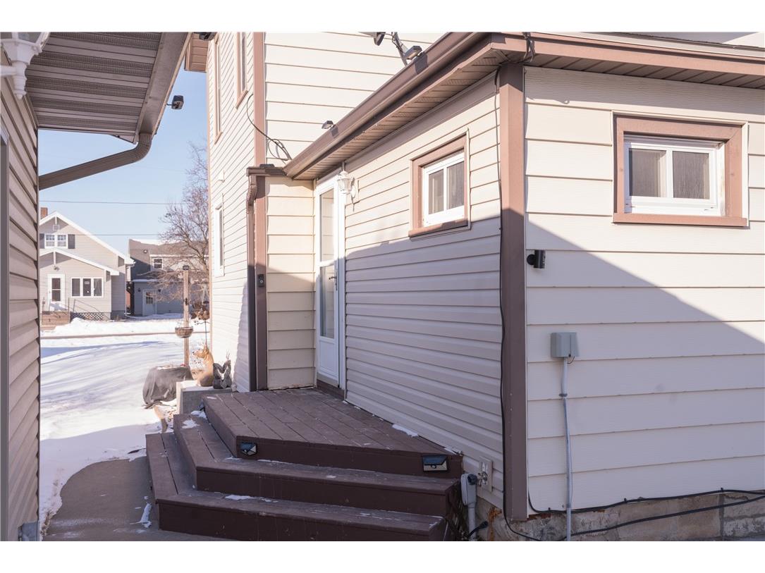 255 W Vine Street Mondovi WI 54755 1597994 image49