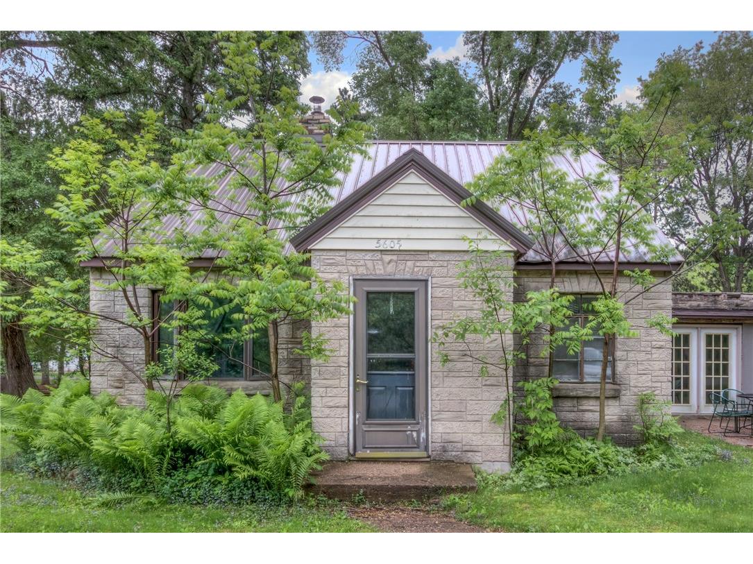 2561 86th Street Eau Claire WI 54703 1592125 image1