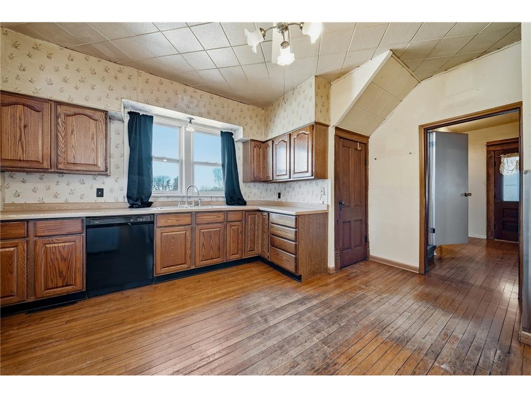 26381 W Mondovi Street Eleva WI 54738 1598735 image5