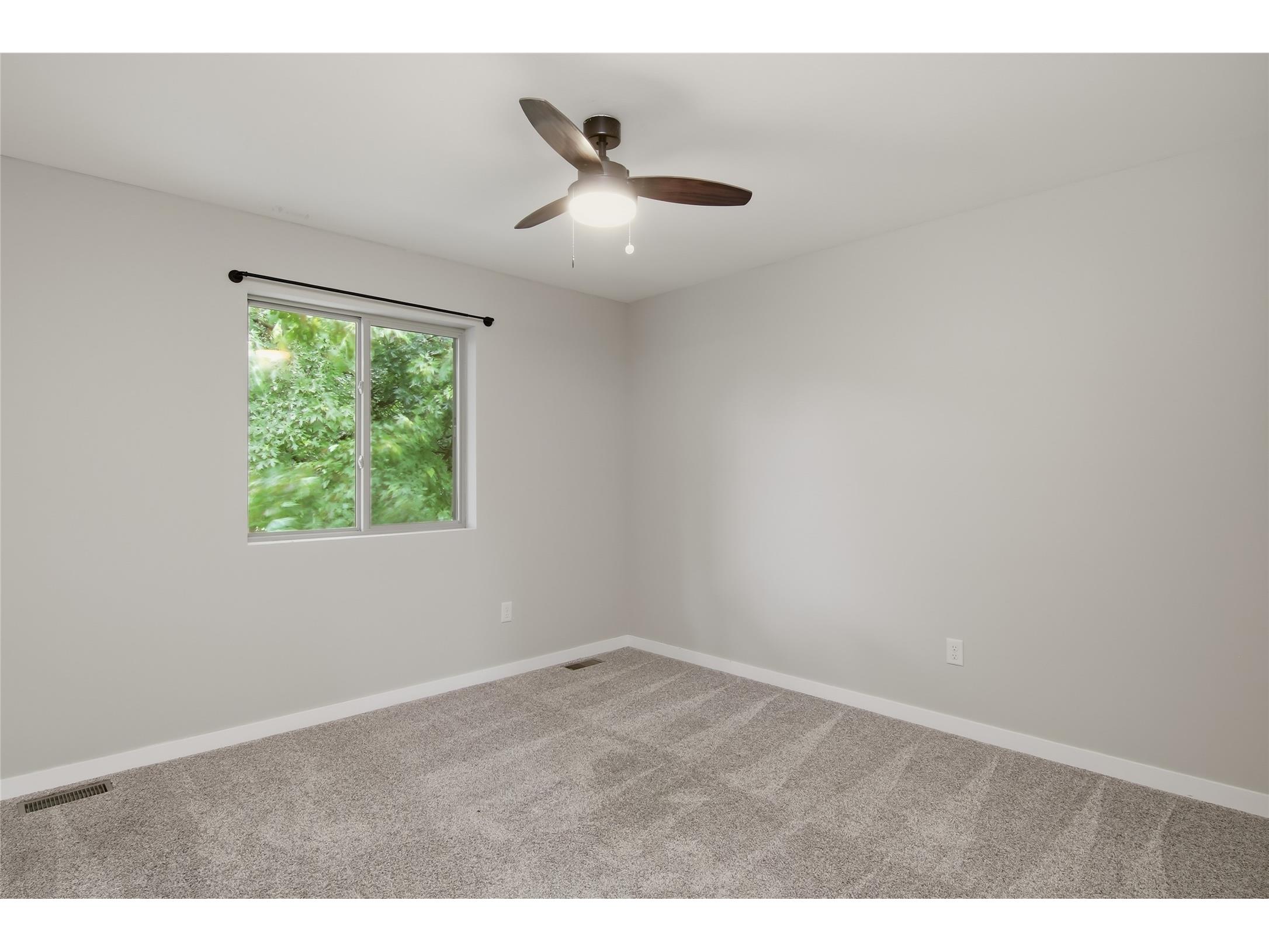 2645 Sessions Street Eau Claire WI 54701 1602130 image13