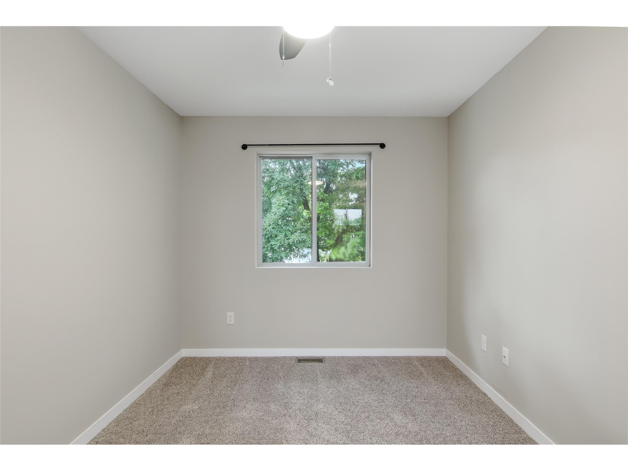 2645 Sessions Street Eau Claire WI 54701 1602130 image15