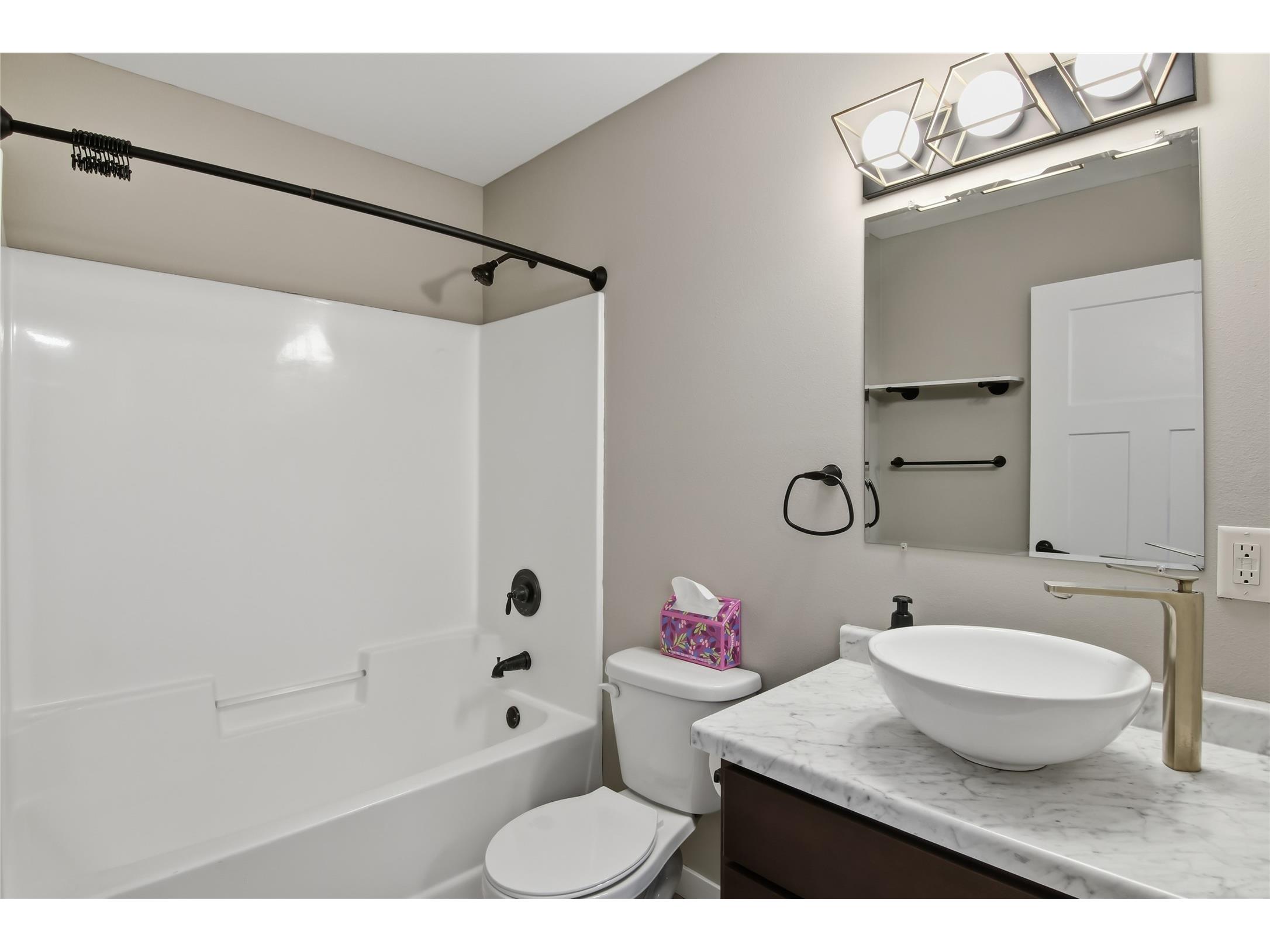 2645 Sessions Street Eau Claire WI 54701 1602130 image20