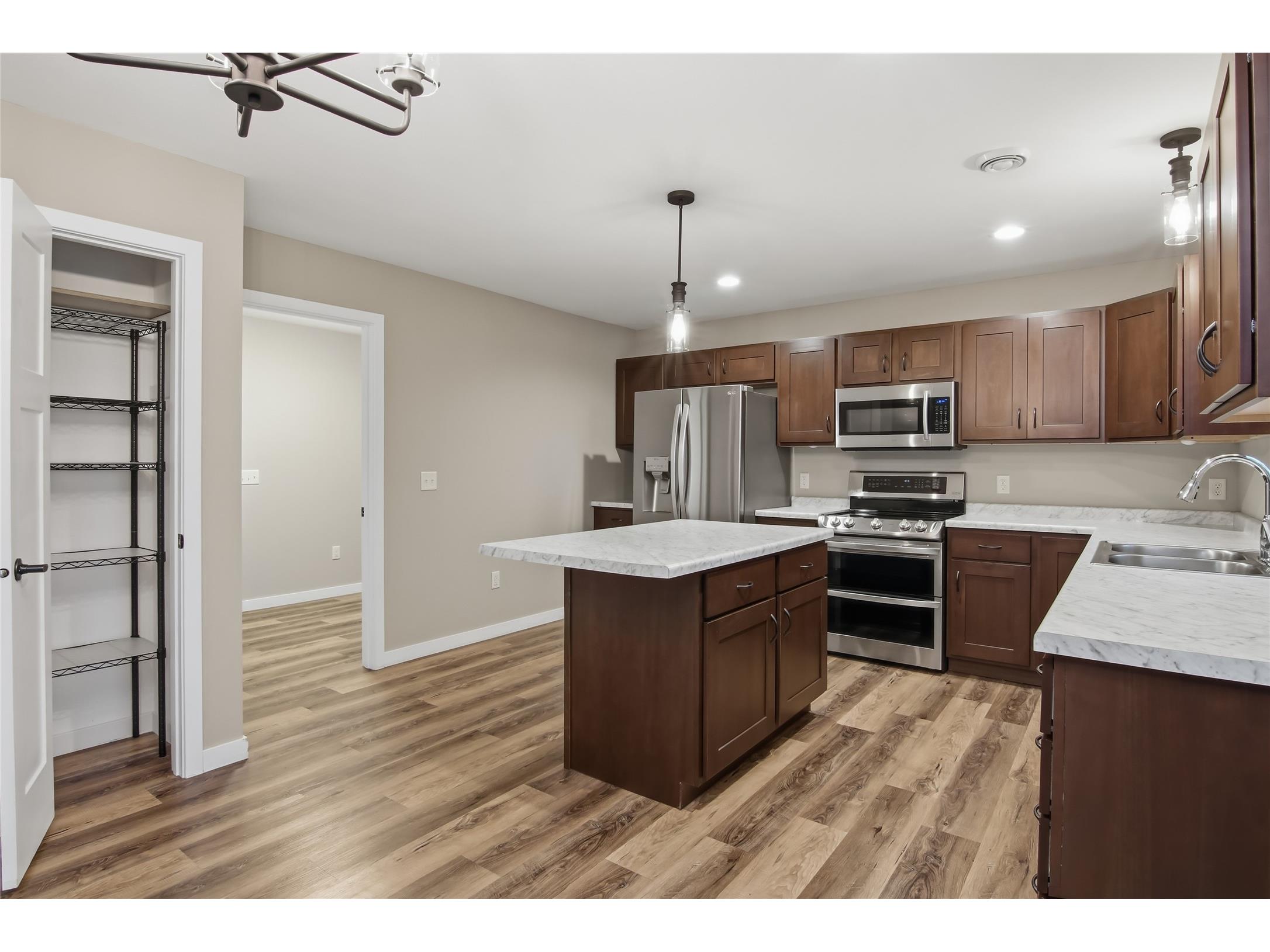 2645 Sessions Street Eau Claire WI 54701 1602130 image7