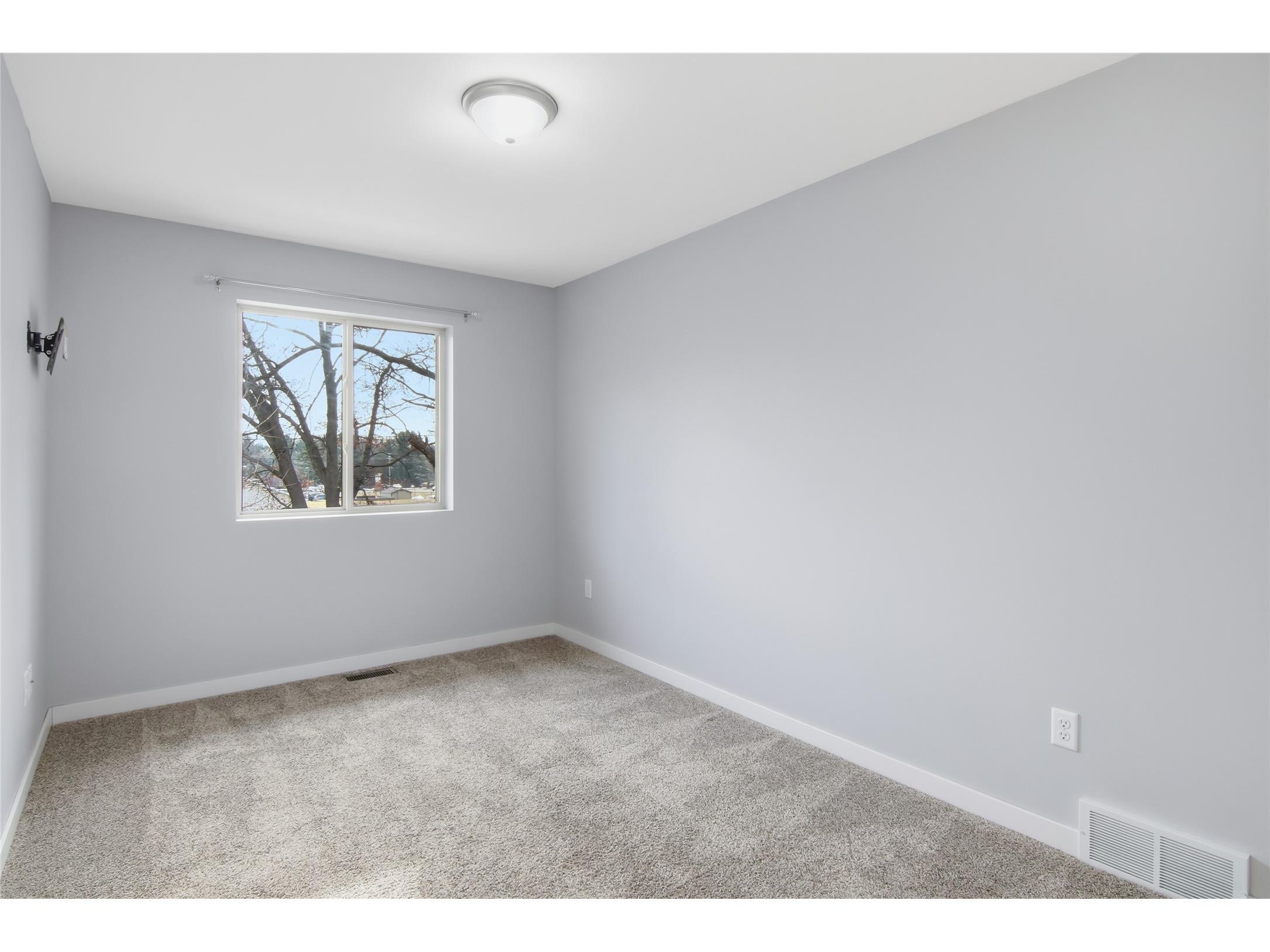 2647 Sessions Street Eau Claire WI 54701 1599342 image12