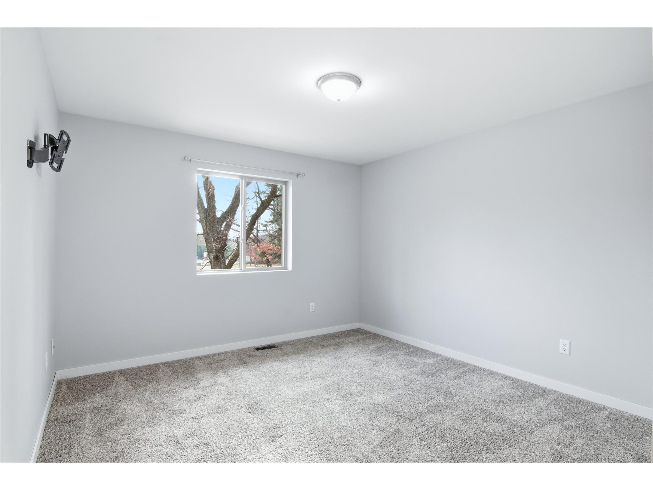 2647 Sessions Street Eau Claire WI 54701 1599342 image14