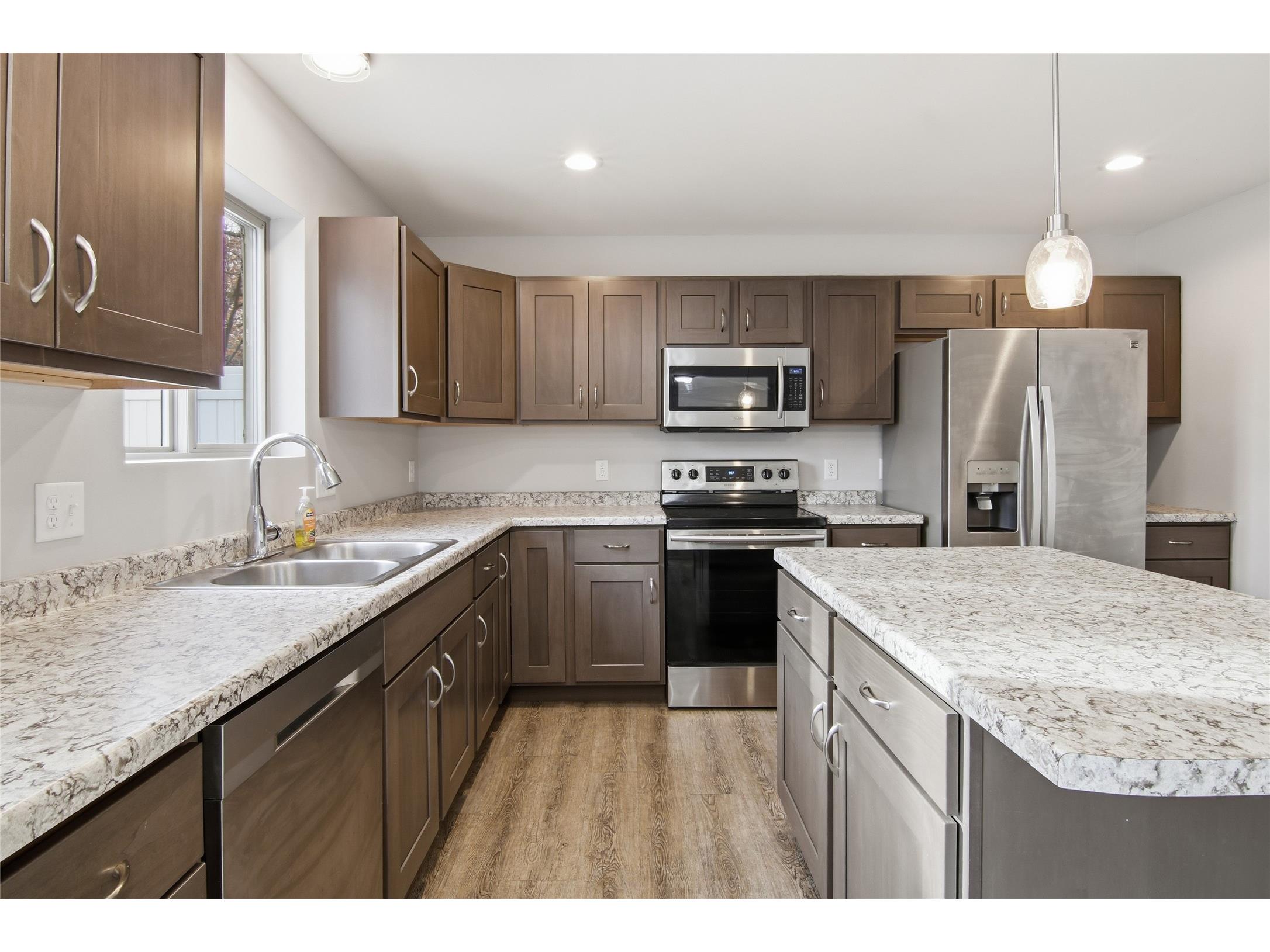 2647 Sessions Street Eau Claire WI 54701 1599342 image2