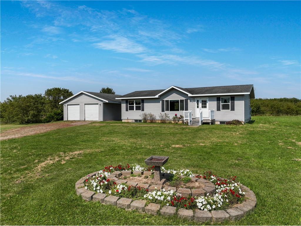 2672 Barron Dunn Avenue New Auburn WI 54757 1585720 image1