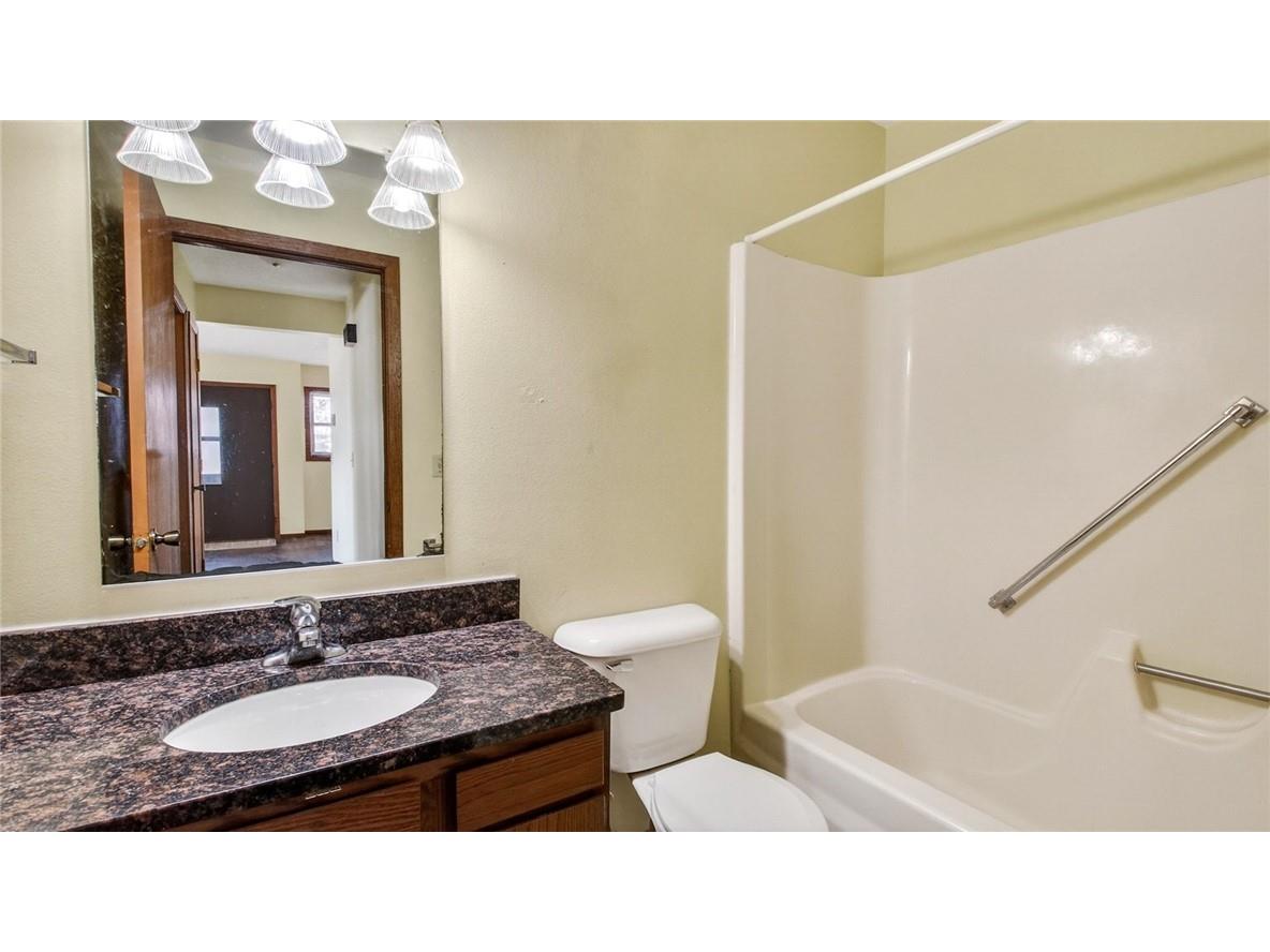 26912 & 26914 276th Street #1-8 Holcombe WI 54745 1598946 image15