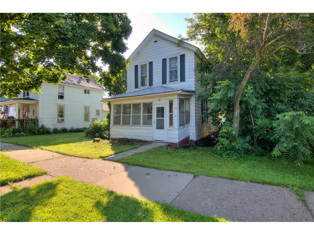 27 E Birch Street Chippewa Falls WI 54729 1594033 image1