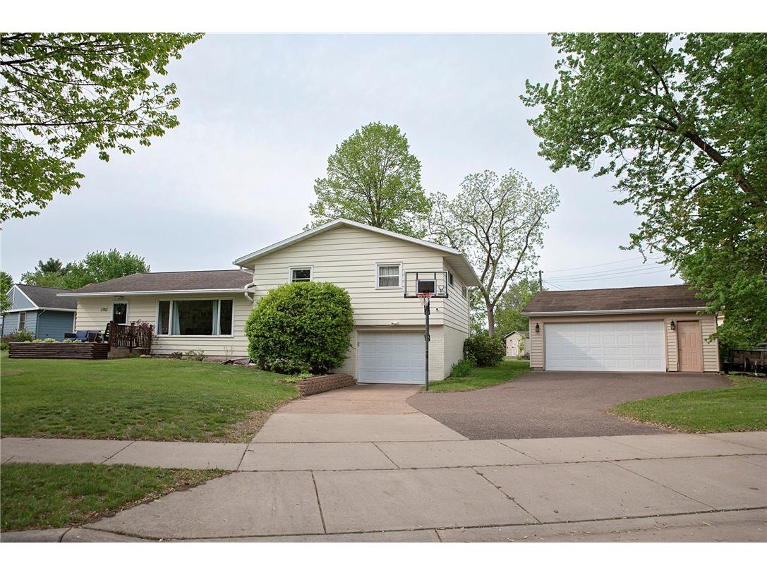 2702 Clark Place Eau Claire WI 54701 1591871 image1