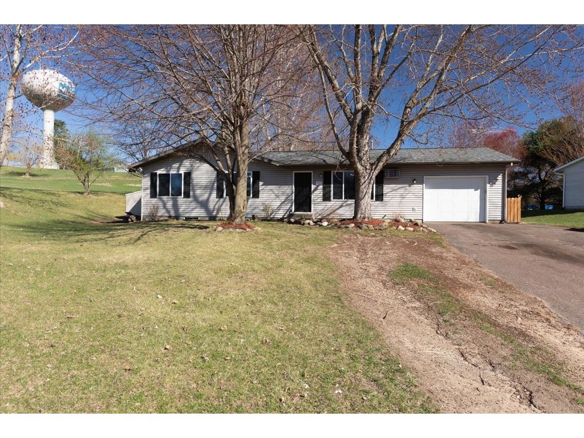 2702 Ricky Lane NE Menomonie WI 54751 1600121 image1