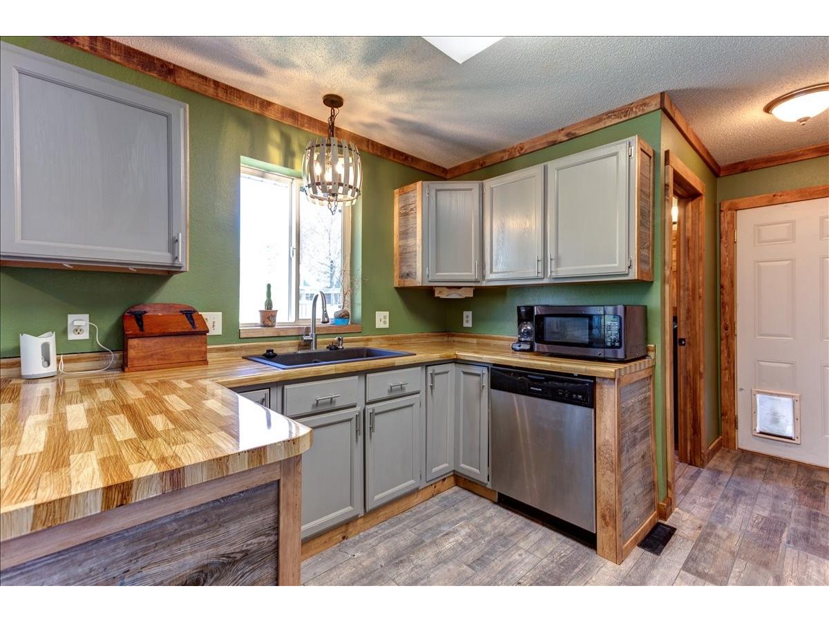 2702 Ricky Lane NE Menomonie WI 54751 1600121 image7