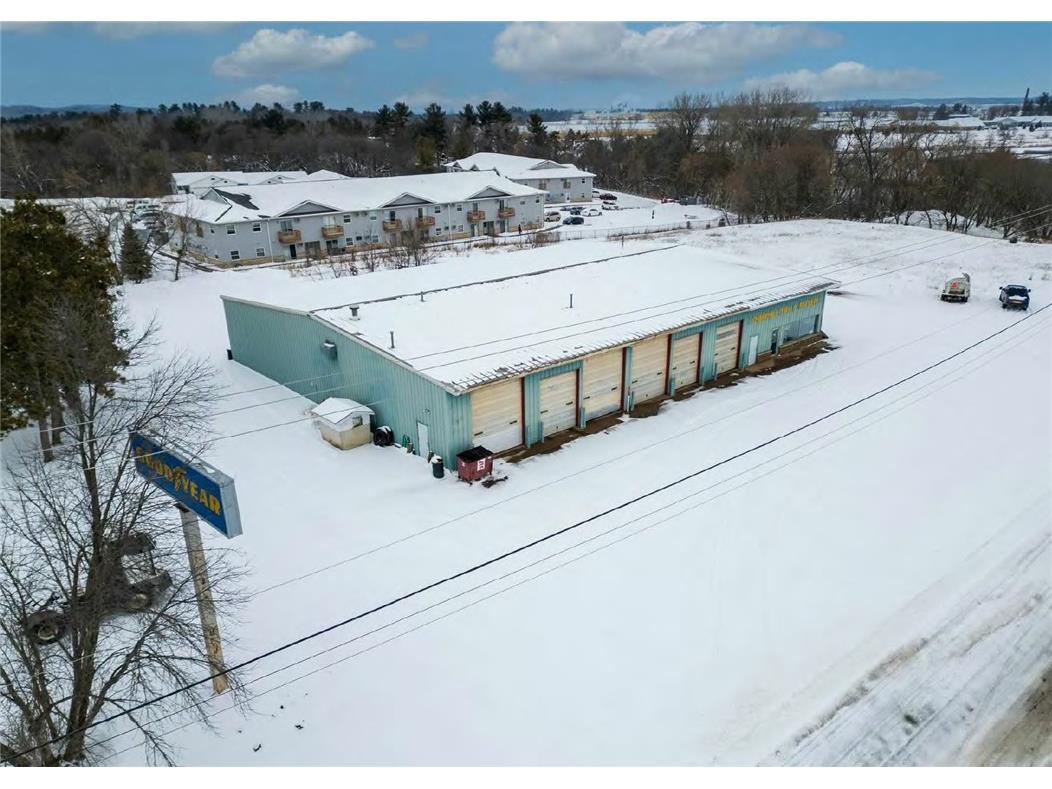 2703 Stout Road Menomonie WI 54751 1595465 image1