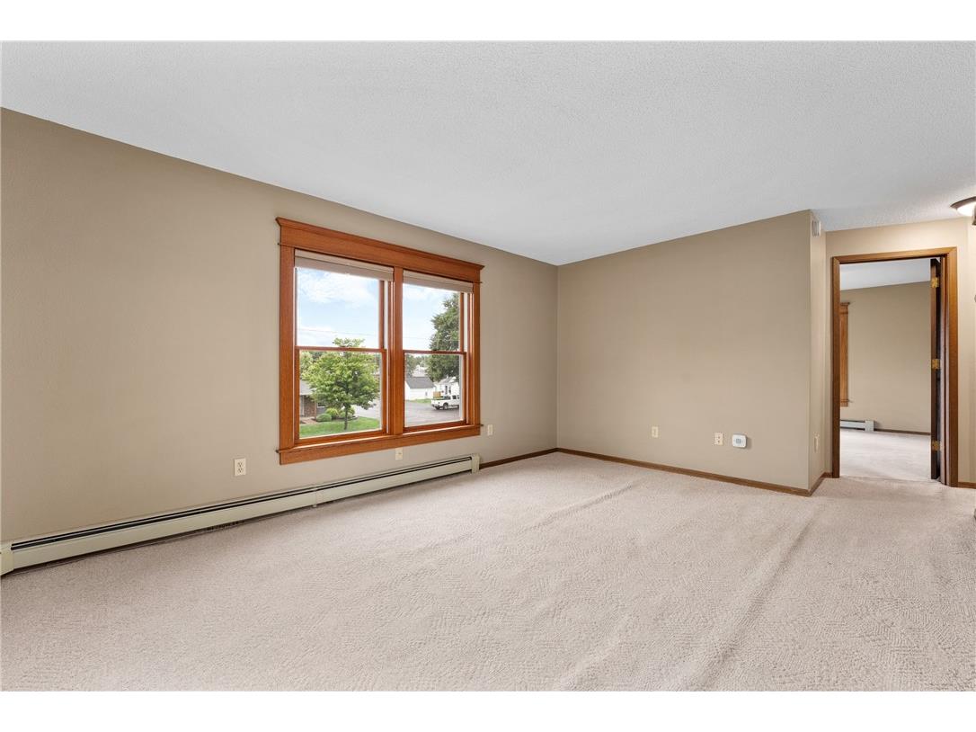 271 W Hudson Street Mondovi WI 54755 1594498 image33