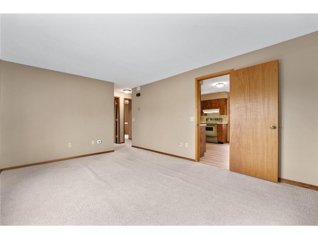 271 W Hudson Street Mondovi WI 54755 1594498 image35