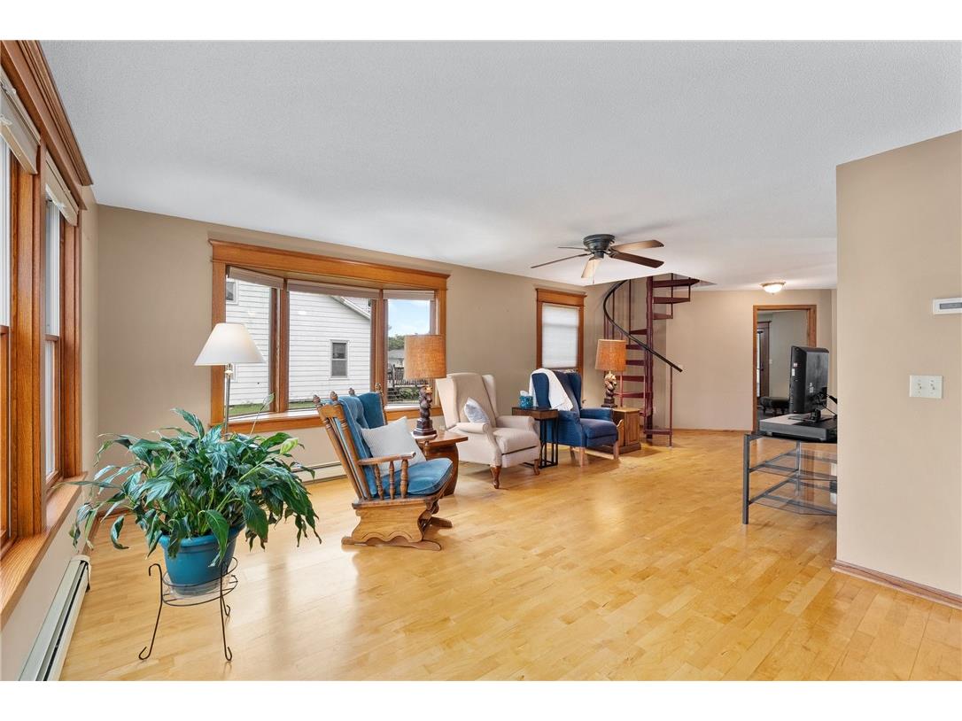 271 W Hudson Street Mondovi WI 54755 1594498 image4