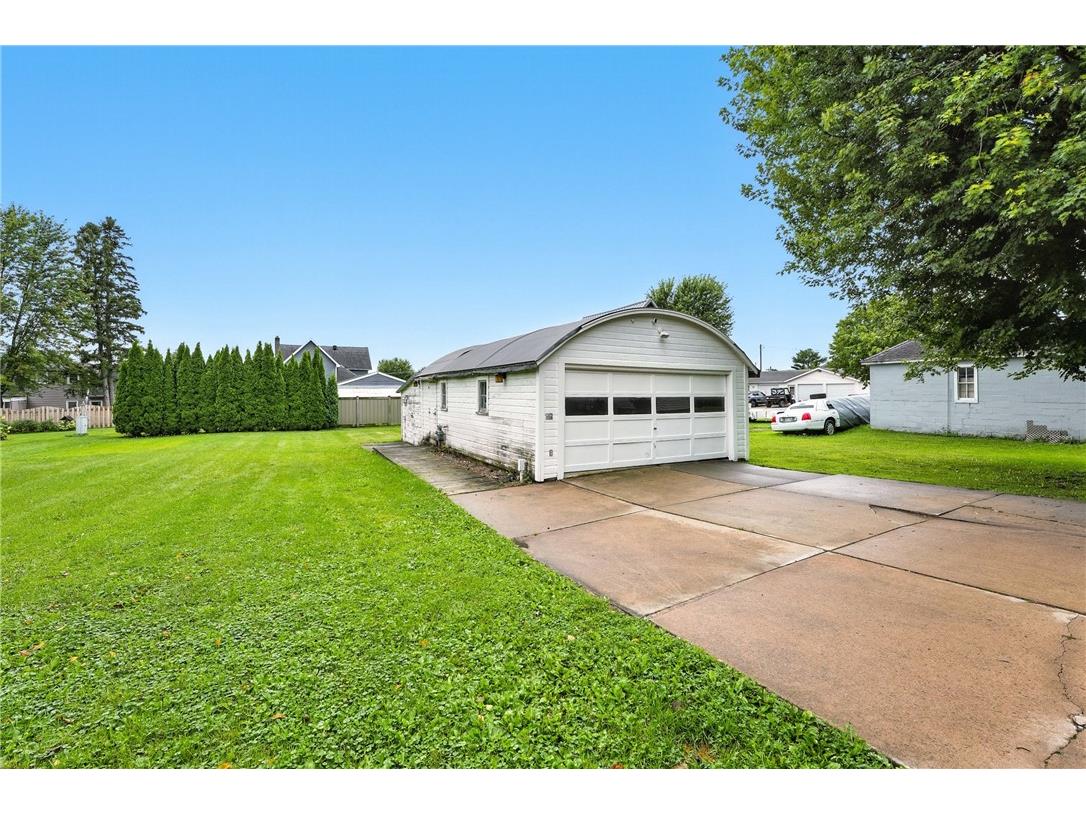 271 W Hudson Street Mondovi WI 54755 1594498 image40