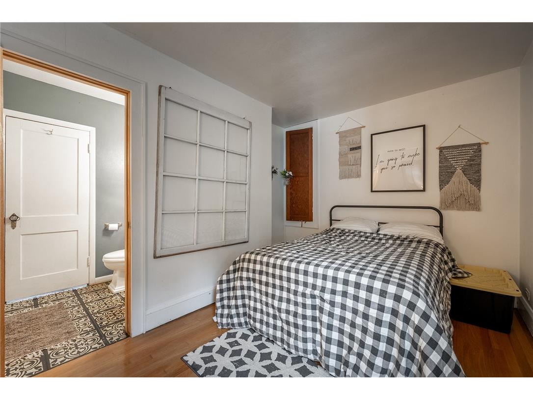 2712 3rd Street Eau Claire WI 54703 1596692 image11