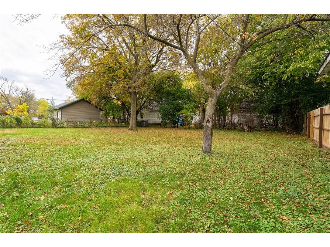 2712 3rd Street Eau Claire WI 54703 1596692 image19